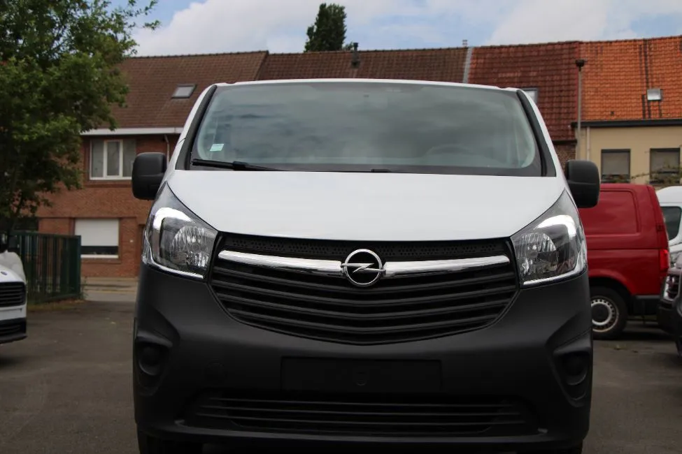 Opel Vivaro 1.6 Cdti Airco EU6 Warranty Image 2